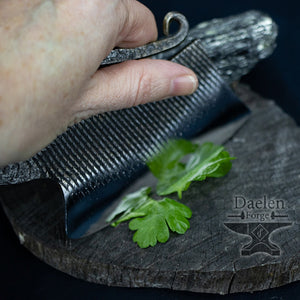 Serpent Tail Herb Chopper