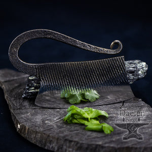 Serpent Tail Herb Chopper